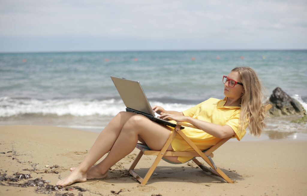 Why Your Last Vacation Didn’t Make Coming Back to Work Easier overcoming burnout